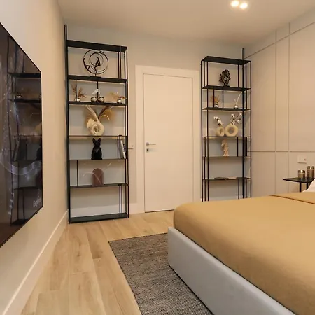 Charming & Luxe Gem-old Town- Garibaldi - Fully Equipped & Renovated 아파트 올비아