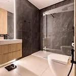 Appartamento Suite Garibaldi 54 Renovated 1Br In Old Town Olbia
