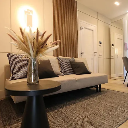 Lägenhet Charming & Luxurious Garibaldi Big - Fully Equipped & Renovated - Old Town