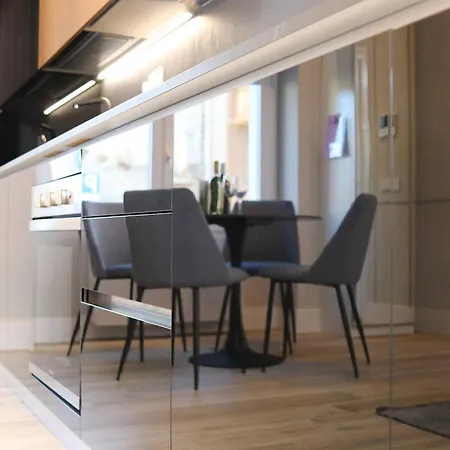 Charming & Luxurious Garibaldi Big - Fully Equipped & Renovated - Old Town * Olbia