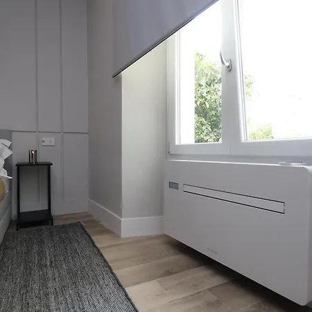 Charming & Luxurious Garibaldi Big - Fully Equipped & Renovated - Old Town Lägenhet