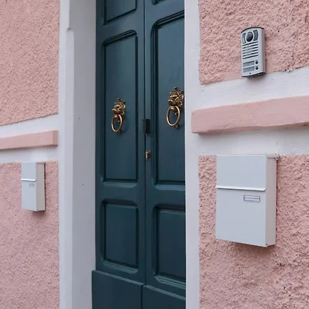 Charming & Luxurious Garibaldi Big - Fully Equipped & Renovated - Old Town