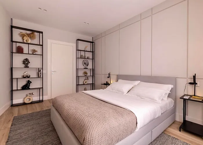 Charming & Luxurious Garibaldi Big - Fully Equipped & Renovated - Old Town * Olbia